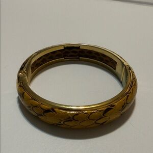 Gold Textured Bangle Bracelet made in Italy